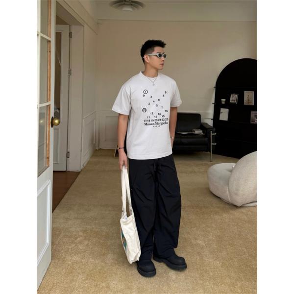 ナンバーロゴプリント ミニマルモード 人気 Maison Margiela メゾンマルジェラ コピー Tシャツ メンズ レディース