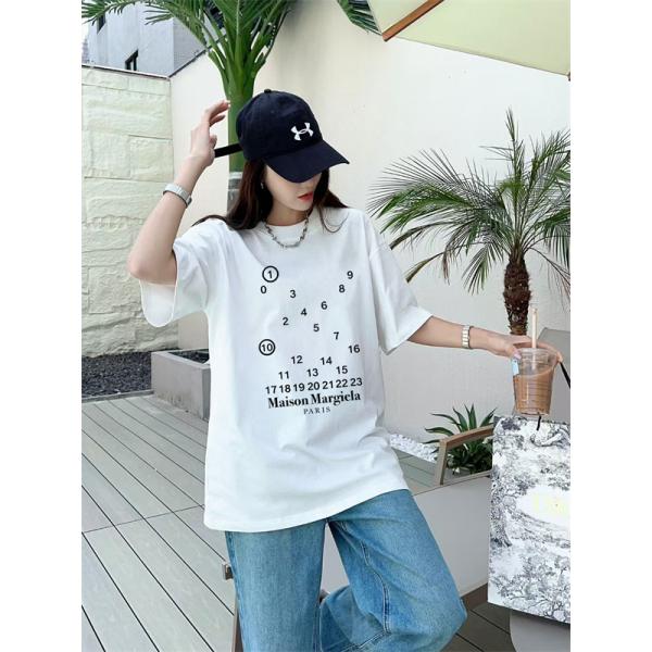 ナンバーロゴプリント ミニマルモード 人気 Maison Margiela メゾンマルジェラ コピー Tシャツ メンズ レディース