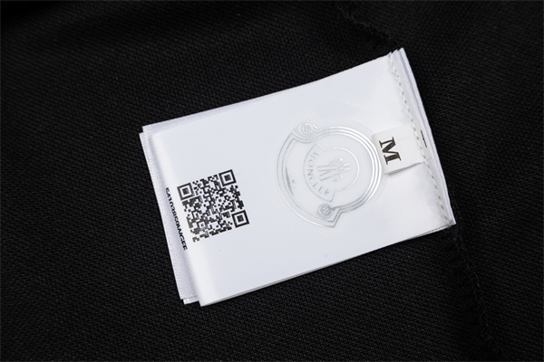 春夏流行りMONCLER モンクレールポロシャツ コピー2026トレンドカジュアルスタイル