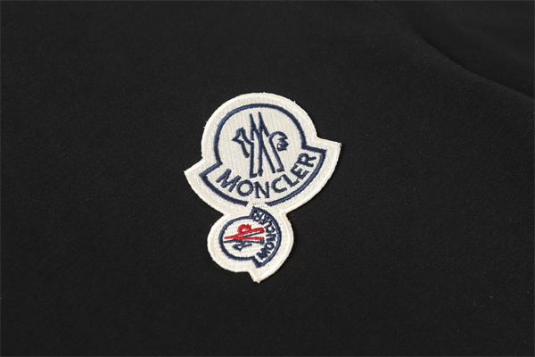 争奪戦必至 人気夏オシャレMONCLER モンクレールｔシャツコピー2026カジュアル派