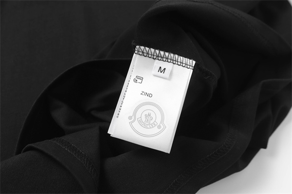 争奪戦必至 人気夏オシャレMONCLER モンクレールｔシャツコピー2026カジュアル派