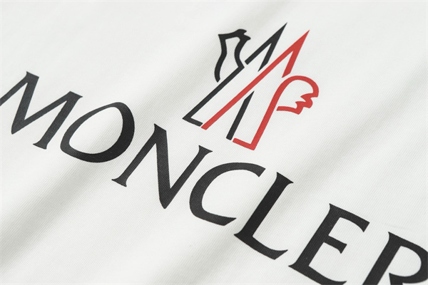 早い者勝ち  モンクレールｔシャツコピーシンプルシルエットMONCLER 激安通販2色