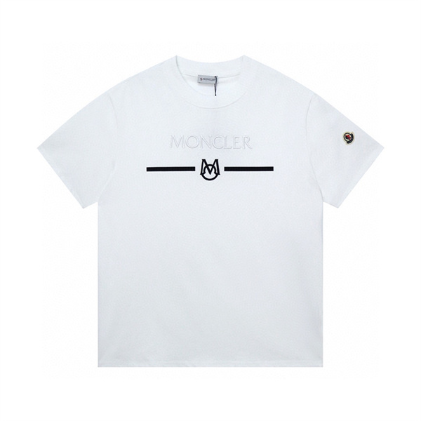 モンクレールｔシャツコピー高揚感たっぷりがシャレ見えMONCLER 新作着心地と大人の遊び心