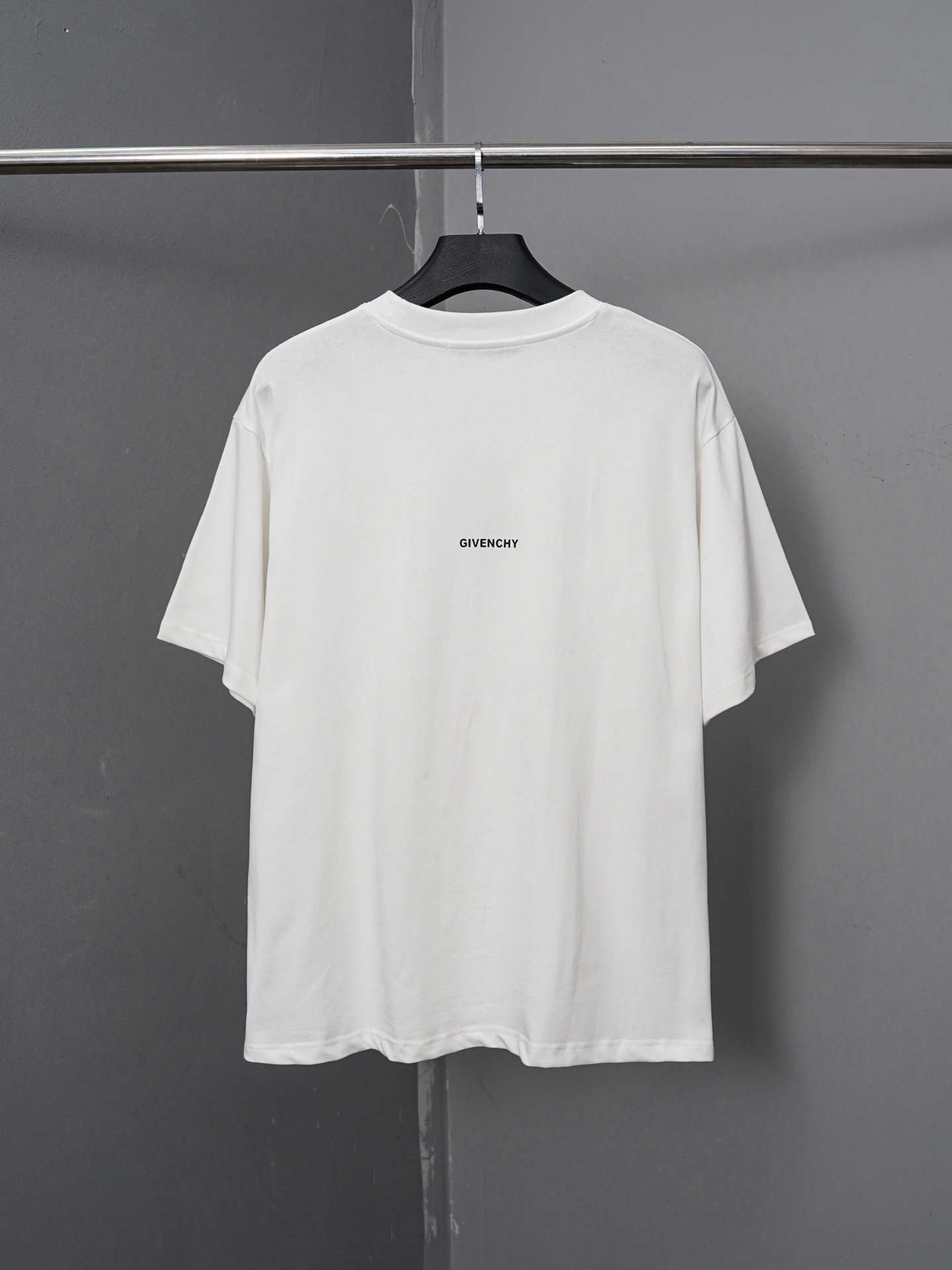 ワンポイント メンズ オシャレ 大人カジュアル Givenchy ジバンシィ コピー Tシャツ 売れ筋