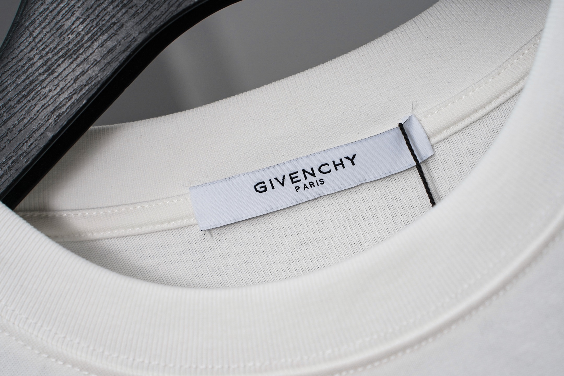 ワンポイント メンズ オシャレ 大人カジュアル Givenchy ジバンシィ コピー Tシャツ 売れ筋