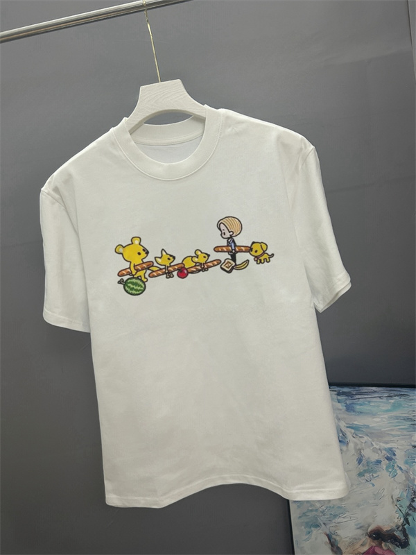 アートグラフィック メンズ 話題アイテム 大人カジュアル FENDI フェンディ コピー Tシャツ