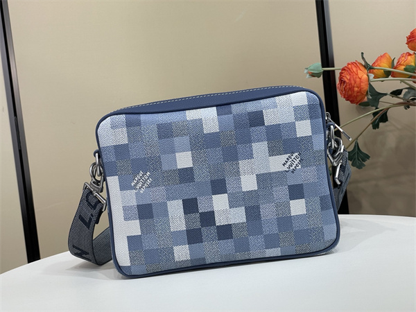 【TRIO メッセンジャーバッグ】 m28601 ルイビトンショルダーバッグコピーLOUIS VUITTON新作