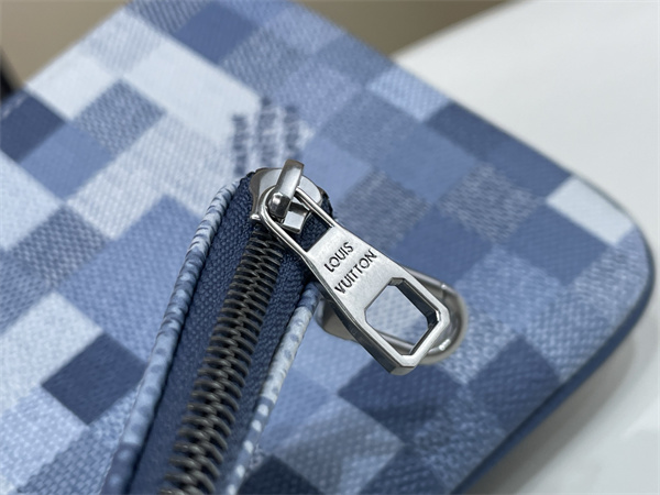 【TRIO メッセンジャーバッグ】 m28601 ルイビトンショルダーバッグコピーLOUIS VUITTON新作