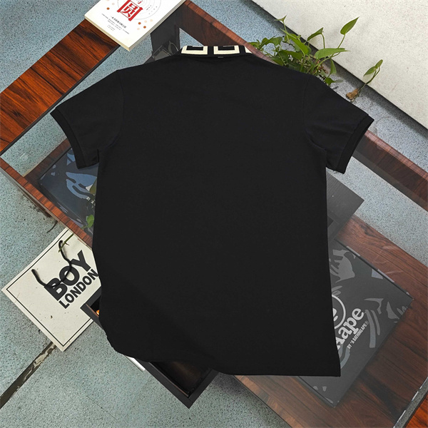 ワンポイント メンズ ラグジュアリーカジュアル 着映え VERSACE ヴェルサーチ コピー Tシャツ 注目アイテム