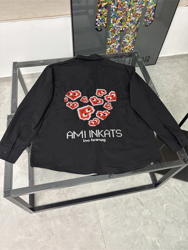 バックプリント メンズ 個性派スタイル オシャレ見え AMI アミ コピー Tシャツ 注目アイテム