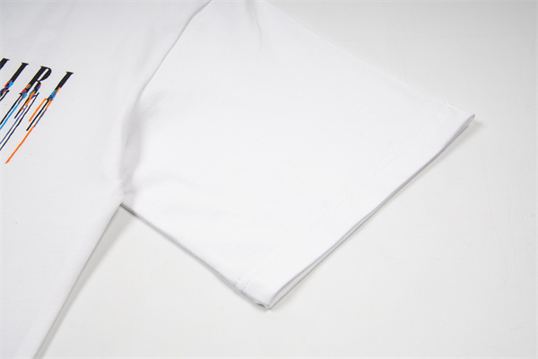 AMIRI アミリ コピー Tシャツ ペイントグラフィック メンズ 半袖 2026話題 ロゴ主役 ストリート映え ゆったり 人気急上昇