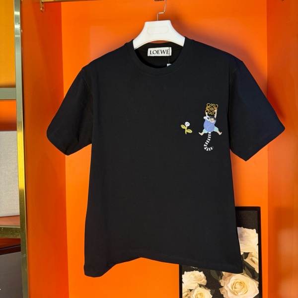 LOEWE ロエベ アナグラム キャラクタープリントTシャツ 高密度コットン 立体表現 デイリー カジュアル 売れ筋 ユニセックス