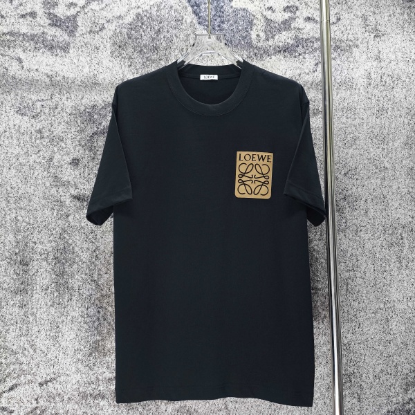 LOEWE コピー ロエベ 2026春夏新作 仮ポケット風アナグラムロゴ 半袖Tシャツ 男女兼用 人気 カジュアル トップス