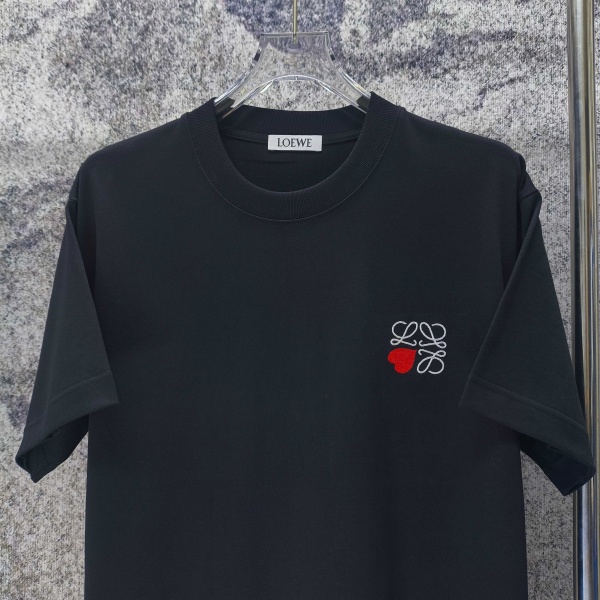 LOEWE コピー ロエベ ハートアナグラム刺繍 半袖Tシャツ ワンポイントデザイン リラックスフィット 2026新作 人気トップス
