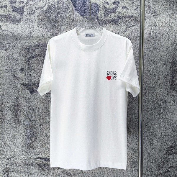 LOEWE コピー ロエベ ハートアナグラム刺繍 半袖Tシャツ ワンポイントデザイン リラックスフィット 2026新作 人気トップス
