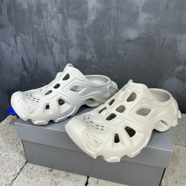 バレンシアガサンダルコピー2026トレンドBALENCIAGA Mold Closed Rubber Sandals Yellow 