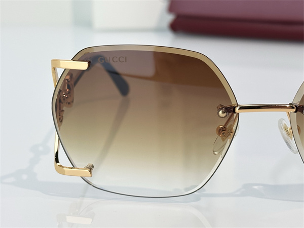 GUCCIグッチサングラスコピー 2026最新MODEL：GG1673　SIZE：64口16-140