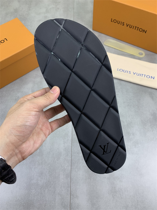 新作 【LOUIS VUITTON】ルイヴィトンサンダルコピー優しい使い勝手上質なアイテム