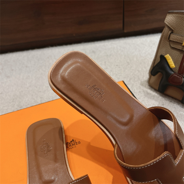 Hermes エルメスサンダルコピーOranシリーズレディースファッション2026上品