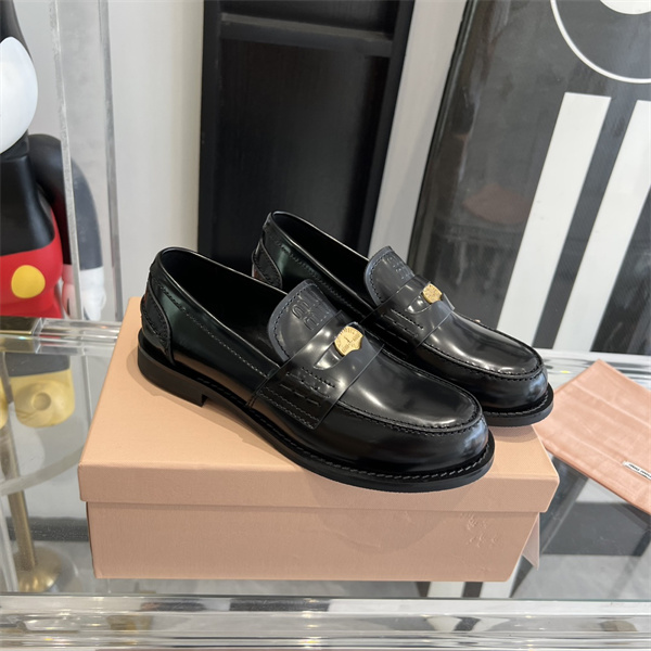 オシャレ26新作 MiuMiu ミュウミュウ靴スーパーコピー履き心地抜群で痛くなりません