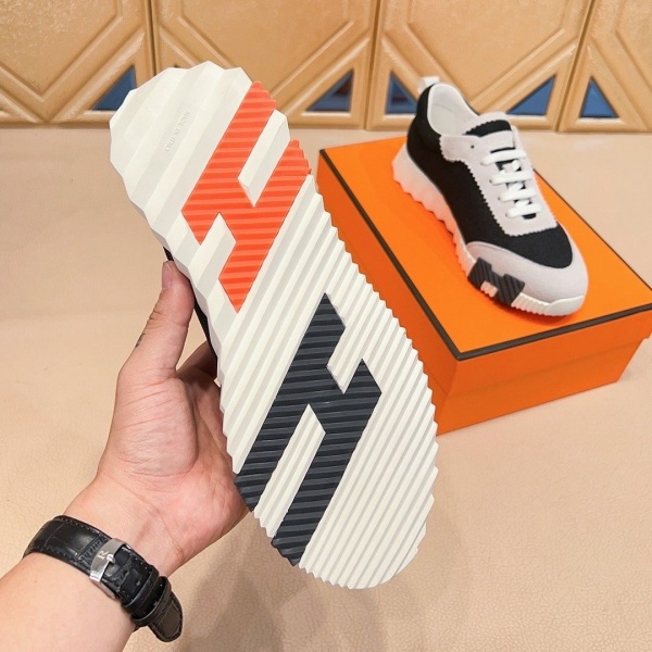 HERMES コピー エルメス コピー デニム調ローカットスニーカー 軽量ソール 快適歩行 洗練カジュアル