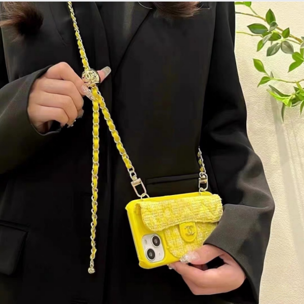 CHANEL コピー シャネル コピー チェーンストラップ付きスマホケース カード収納 ショルダー対応 ツイード調