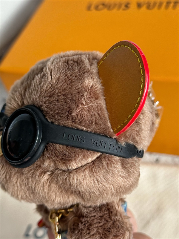 人気上昇中♥ルイヴィトンバッグチャームコピーLV LOUIS BEARお洒落上品個性的