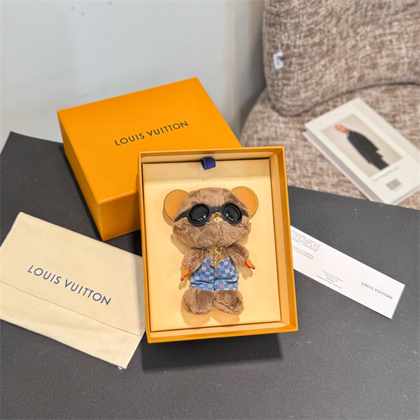 人気上昇中♥ルイヴィトンバッグチャームコピーLV LOUIS BEARお洒落上品個性的