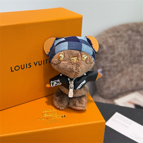 超人気♥ルイヴィトンバッグチャームコピー2026トレンドLV LOUIS BEAR可愛い