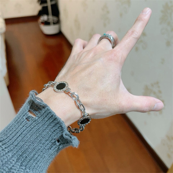 買って正解☆☆2026新作☆BVLGARI DIVAS‘ DREAM ブルガリブレスレットコピー人気ランキング