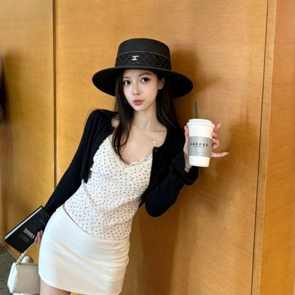 CHANEL シャネル風 カンカン帽 レディース つば広ハット 小顔見え 上品リボンデザイン 日差し対策 人気アイテム