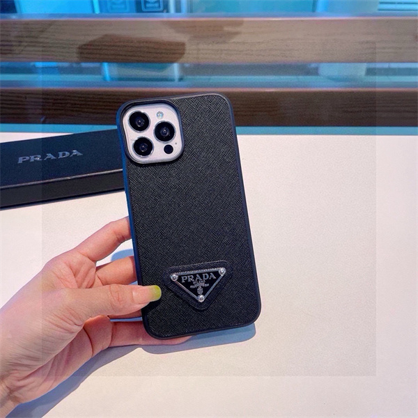 スタイリッシュ＆耐久性Prada プラダiPhone17ケースコピー スマホケース  薄型 軽量 傷防止