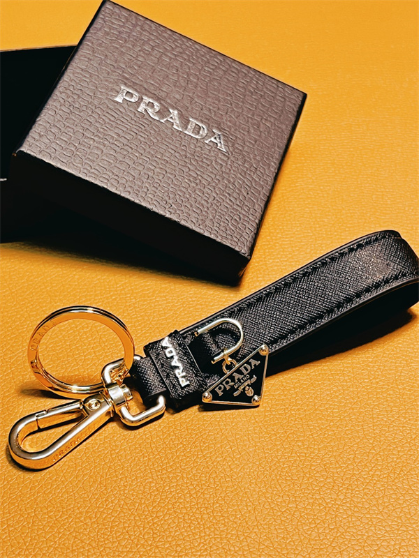 PRADA SAFFIANO プラダキーホルダースーパーコピー激安2026トレンド新作6色