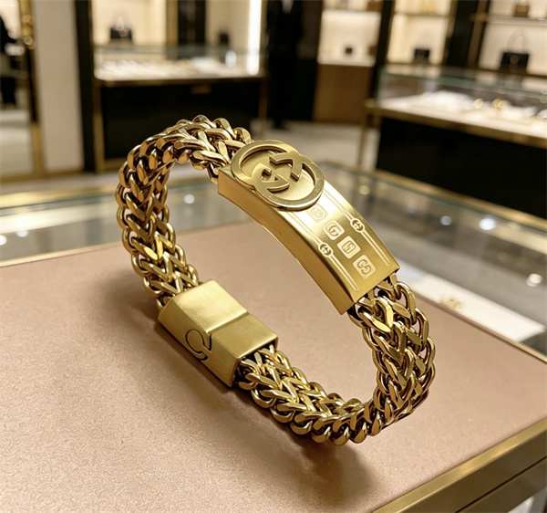 2026新作☆☆GUCCIグッチブレスレットコピー おしゃれアクセサリーメンズファッション