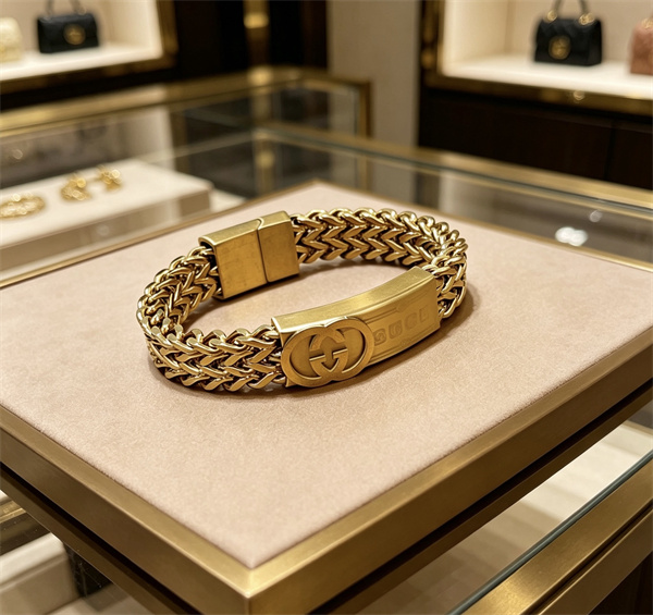 2026新作☆☆GUCCIグッチブレスレットコピー おしゃれアクセサリーメンズファッション