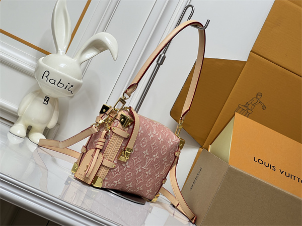 モノグラムデザイン ミニボストン風 斜め掛け対応 LOUIS VUITTON ルイヴィトン コピー バッグ 旬顔 お出かけ主力 人気上昇中