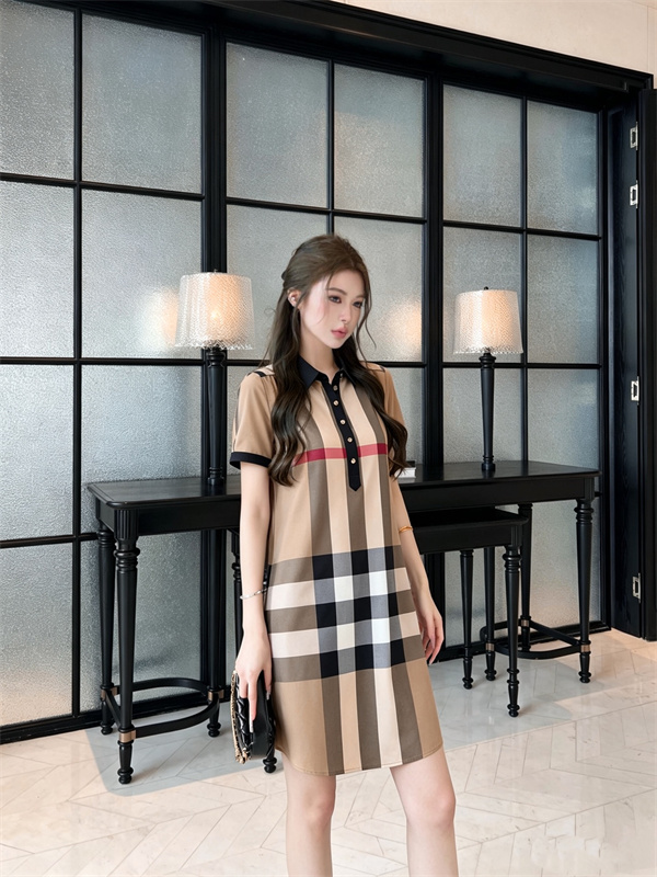 人気2026バーバリーワンピースコピー2026春夏流行 BURBERRYレディース