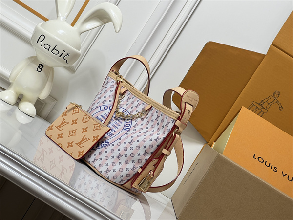 トートバッグ モノグラム柄 ポーチ付き LOUIS VUITTON ルイヴィトン コピー 2026新作 着映え 旬顔バッグ 注目アイテム