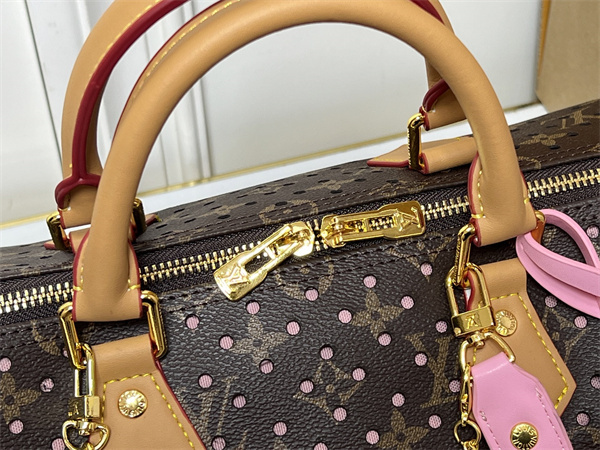 ハンドバッグ モノグラム柄 ポーチ付き LOUIS VUITTON ルイヴィトン コピー 2WAYバッグ 2026新作 大人可愛い 注目アイテム