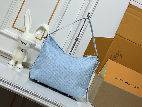 ハンドバッグ ポーチセット モノグラムエンボス LOUIS VUITTON ルイヴィトン コピー すっきり見え 買い足し候補 外出コーデ向け