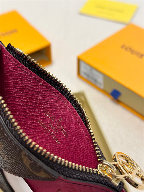 LOUIS VUITTON Recto Versoルイヴィトンカードケースコピー 2026新作モノグラムデザイン上品