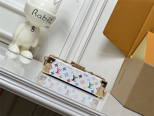 ミニトランクバッグ マルチカラーモノグラム ロック金具付き LOUIS VUITTON ルイヴィトン コピー 2WAY仕様 主役級アクセント