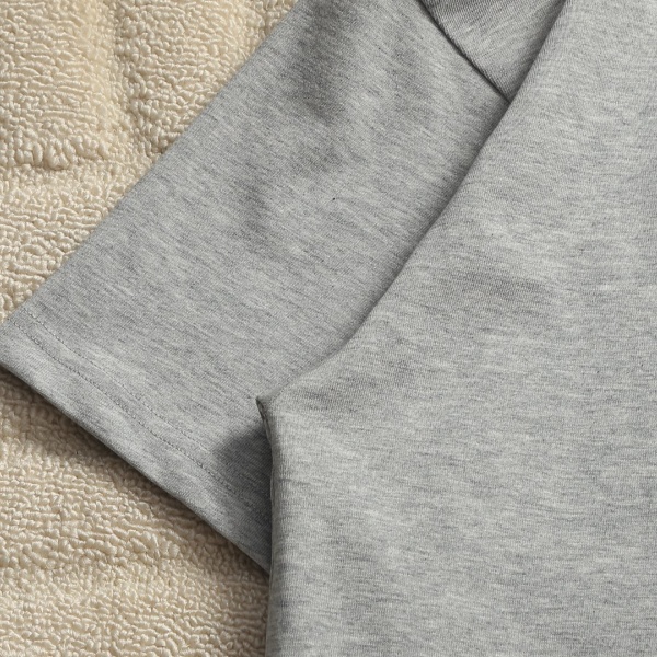 MONCLER モンクレール 刺繍ロゴTシャツ リブラインデザイン 半袖
