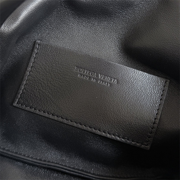 BV 26最新作 Intrecciato Mini Bag ボッテガ ヴェネタ ショルダーバッグコピー収納性抜群