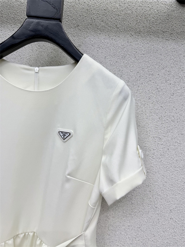 PRADAプラダワンピーススーパーコピー2026レディースファッションお洒落美品2色