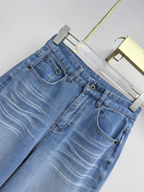 26SS人気上昇中☆☆LOEWE ロエベジーンズコピーレディースファッション履き心地美品