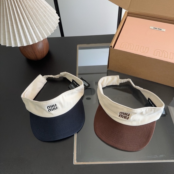 MIU MIU コピー ロゴサンバイザー 着映え デイリー主力 軽量デザイン ショップおすすめ