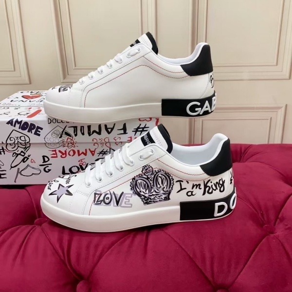 DOLCE&GABBANA コピー グラフィティアート ローカットスニーカー クラウン装飾 ストリート人気