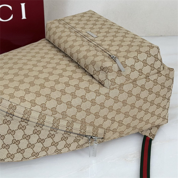 カーキ色2026トレンドGUCCI❤グッチリュックサックコピー男女兼用オシャレ使い勝手通勤バッグ