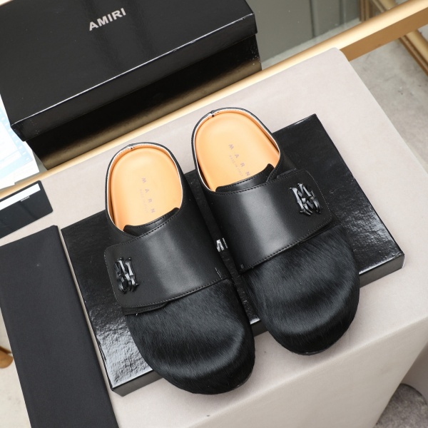 AMIRI コピー MA Monogram ミュールサンダル 馬毛コンビ 本革仕様 主役級 こなれ見え 人気上昇中